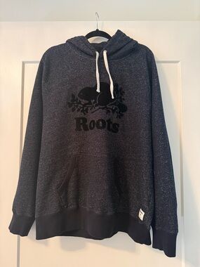 Roots Men's Black and White speckled Heather Crewneck Hoodie with Logo